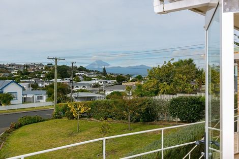 Photo of property in 98 Ngamotu Road, Spotswood, New Plymouth, 4310