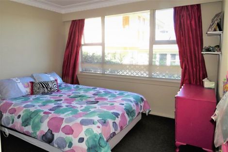 Photo of property in 16 Arthur Street, Holmes Hill, Oamaru, 9401