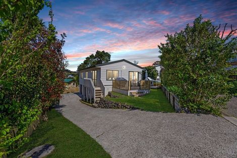 Photo of property in 3 Titiro Way, Welcome Bay, Tauranga, 3112