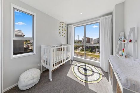 Photo of property in 20 Courage Road, Papakura, 2110