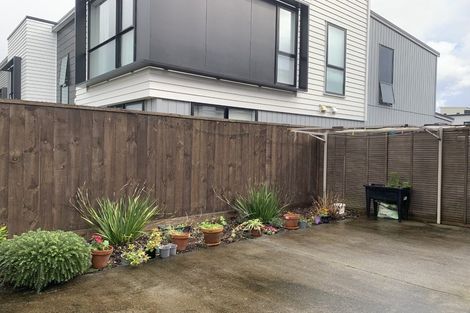 Photo of property in 21 Eyton Kay Road, Hobsonville, Auckland, 0616