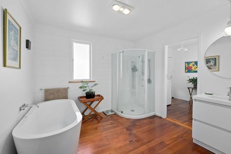 Photo of property in 35 Toi Street, Otaki Beach, Otaki, 5512