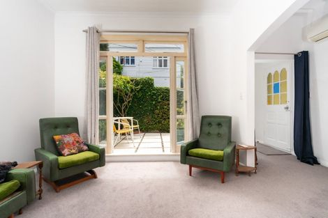 Photo of property in 29 Newman Terrace, Thorndon, Wellington, 6011