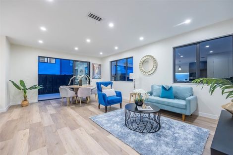 Photo of property in 15 Babos Avenue, Kumeu, 0810