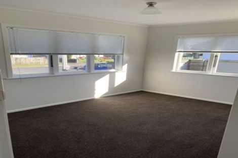 Photo of property in 51 Cargill Street, Papakura, 2110