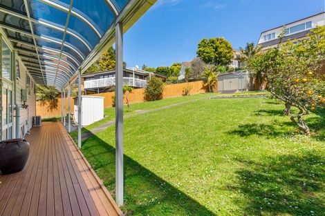 Photo of property in 18 Murano Place, Chatswood, Auckland, 0626