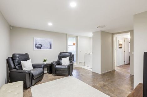 Photo of property in 10 Castleton Street, Birkdale, Auckland, 0626