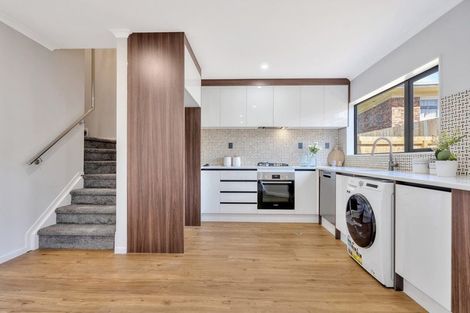 Photo of property in 5/72 Howe Street, Howick, Auckland, 2014