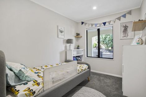 Photo of property in 66b Kurnell Drive, Botany Downs, Auckland, 2010