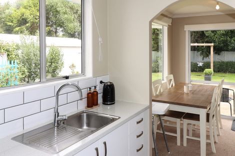 Photo of property in 22 Kupe Drive, Carterton, 5713