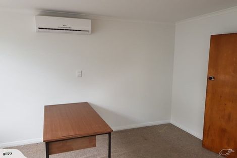 Photo of property in 18 Douglas Street, West End, Palmerston North, 4412