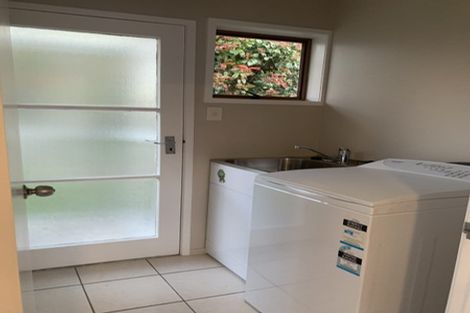 Photo of property in 1/17 Matuhi Rise, Henderson, Auckland, 0612