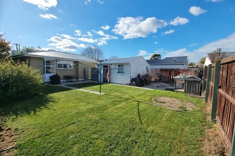 Photo of property in 64 Coopers Road, Dallington, Christchurch, 8061
