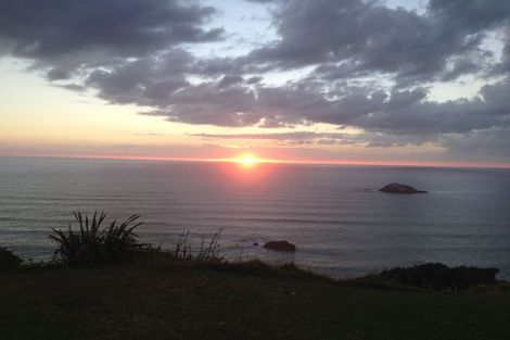 Photo of property in 496 Oaia Road, Muriwai, Waimauku, 0881