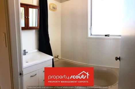 Photo of property in 3 Medina Place, Half Moon Bay, Auckland, 2012