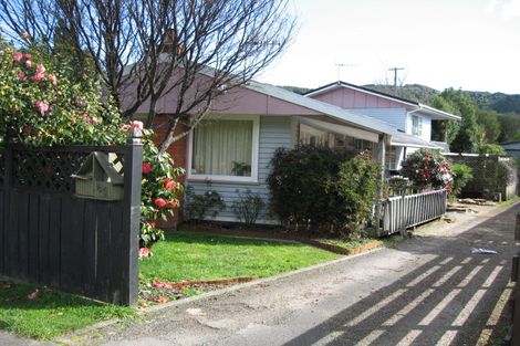 Photo of property in 40 Peel Place, Wainuiomata, Lower Hutt, 5014