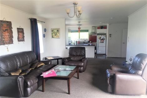 Photo of property in 7 Correa Court, Goodwood Heights, Auckland, 2105