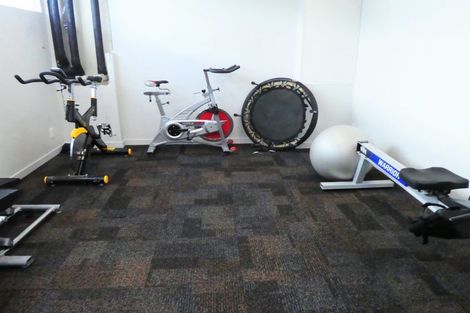 Photo of property in Montreaux Apartments, 8b/164 The Terrace, Wellington Central, Wellington, 6011