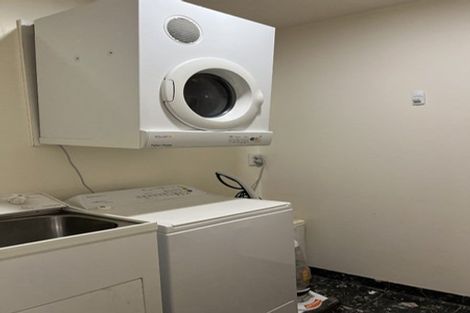 Photo of property in Mon Desir Apartments, 173 Hurstmere Road, Takapuna, Auckland, 0622