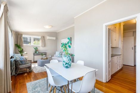 Photo of property in 609 Marine Drive, Days Bay, Lower Hutt, 5013