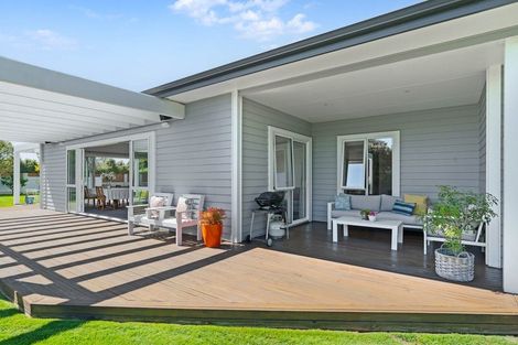 Photo of property in 81c Reading Street, Greytown, 5712