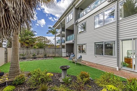 Photo of property in Bay Palms Apartments, 3/30a Bute Road, Browns Bay, Auckland, 0630