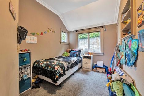 Photo of property in 79 Mangorei Road, Strandon, New Plymouth, 4312