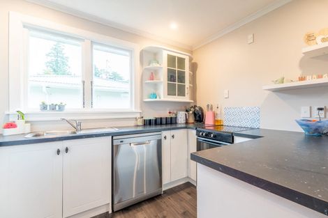 Photo of property in 32 Hislop Street, Geraldine, 7930