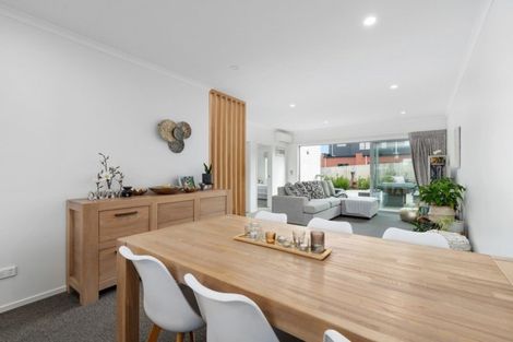 Photo of property in 16 Springside Court, Huntington, Hamilton, 3210