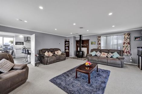 Photo of property in 37a Sunnyvale Street, Bell Block, New Plymouth, 4312