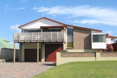 Photo of property in 4 Hartford Avenue, Papamoa Beach, Papamoa, 3118