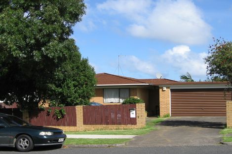 Photo of property in 1/43 Butley Drive, Farm Cove, Auckland, 2012