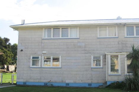 Photo of property in 19-21 Cornwall Crescent, Cannons Creek, Porirua, 5024