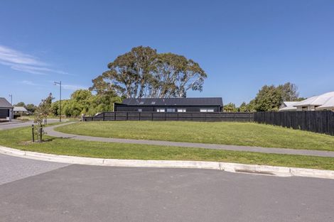 Photo of property in 10 Kahurangi Road, Halswell, Christchurch, 8025
