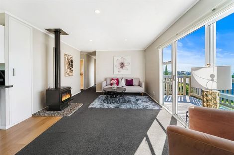 Photo of property in 31 Scott Road, Stanmore Bay, Whangaparaoa, 0932