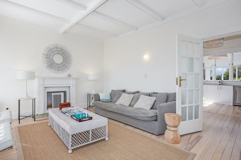 Photo of property in 13 Kohutuhutu Road, Raumati Beach, Paraparaumu, 5032