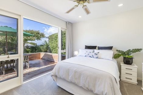 Photo of property in 45 Auld Street, Torbay, Auckland, 0630