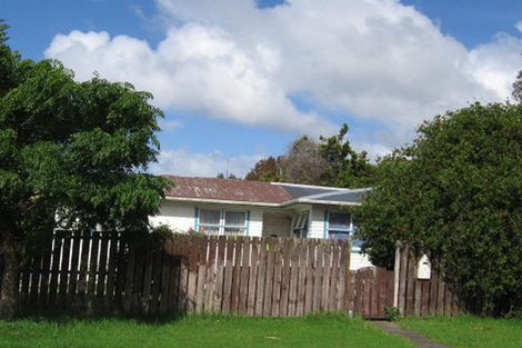 Photo of property in 1 Universal Drive, Henderson, Auckland, 0610