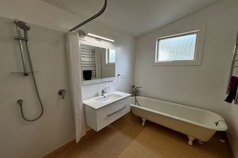 Photo of property in 32 Bonithon Avenue, Moturoa, New Plymouth, 4310