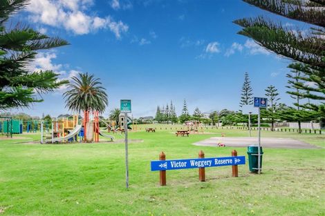 Photo of property in 39 Waimea Road, Waikanae Beach, Waikanae, 5036