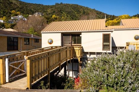 Photo of property in 60a Waikawa Road, Picton, 7220