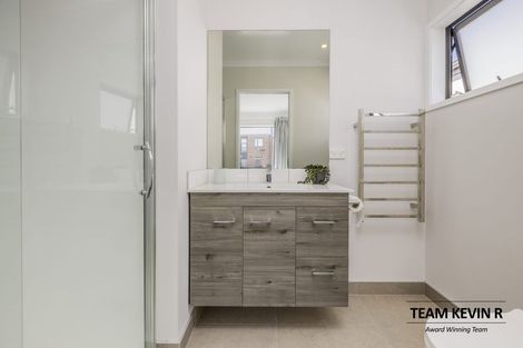 Photo of property in 6 Kapia Road, Westgate, Auckland, 0614