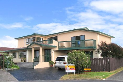 Photo of property in 1/10 Levaut Place, Half Moon Bay, Auckland, 2012