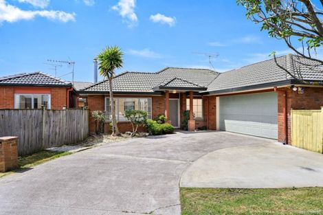 Photo of property in 3 Sheldon Place, Burswood, Auckland, 2013