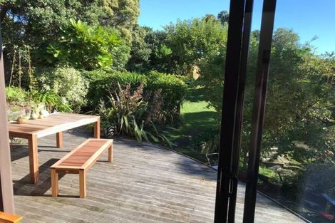 Photo of property in 64 Dale Road, Raumati South, Paraparaumu, 5032