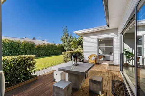 Photo of property in 12 Mystery Grove, Lake Hayes, Queenstown, 9304