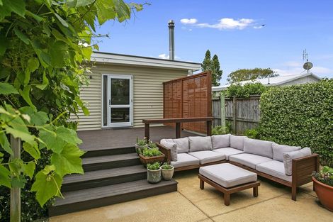 Photo of property in 46 Bowen Street, Cambridge, 3434