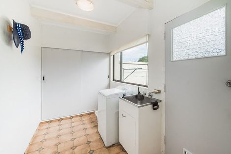 Photo of property in 30 Rimu Street, Waikanae, 5036