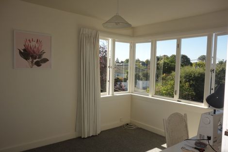 Photo of property in 54 Hamilton Avenue, Ilam, Christchurch, 8041