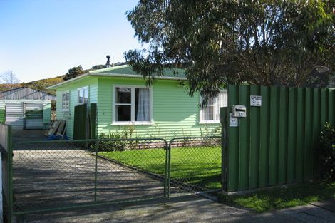 Photo of property in 6 Whitehall Street, Wainuiomata, Lower Hutt, 5014